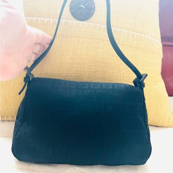 Fendi Shoulder Bag with Black/Silver Buckle. Make me an offer!:-) - Picture 2 of 10